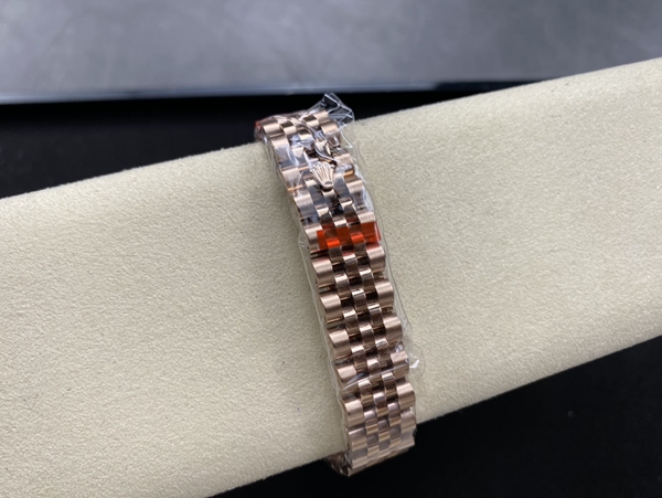 激安ロレックス着用イメージ